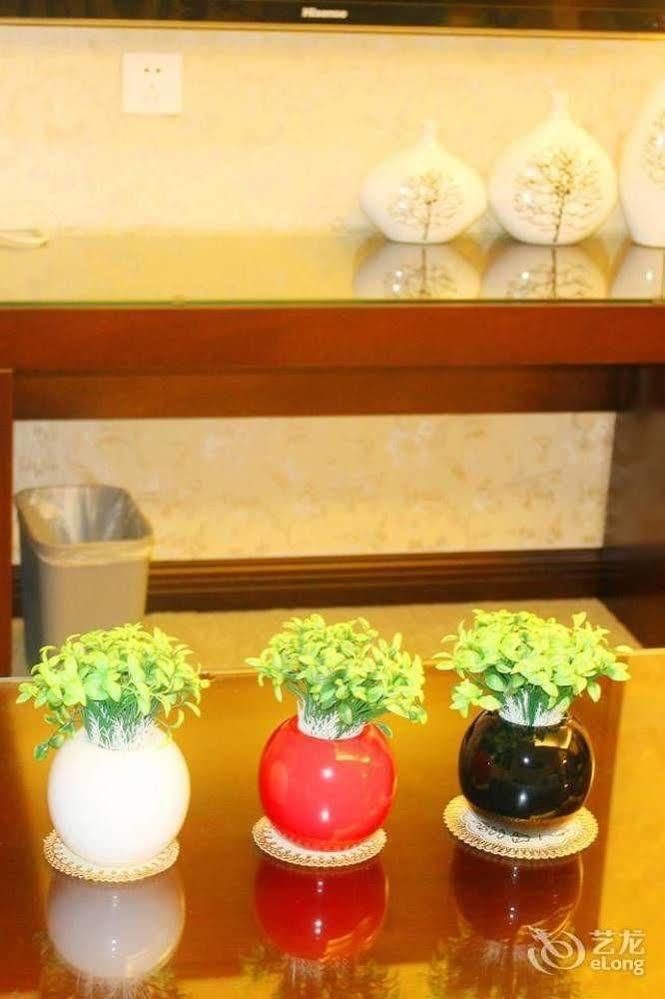 Chengdu Ronghome Hotel Kültér fotó