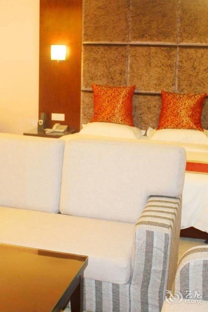 Chengdu Ronghome Hotel Kültér fotó