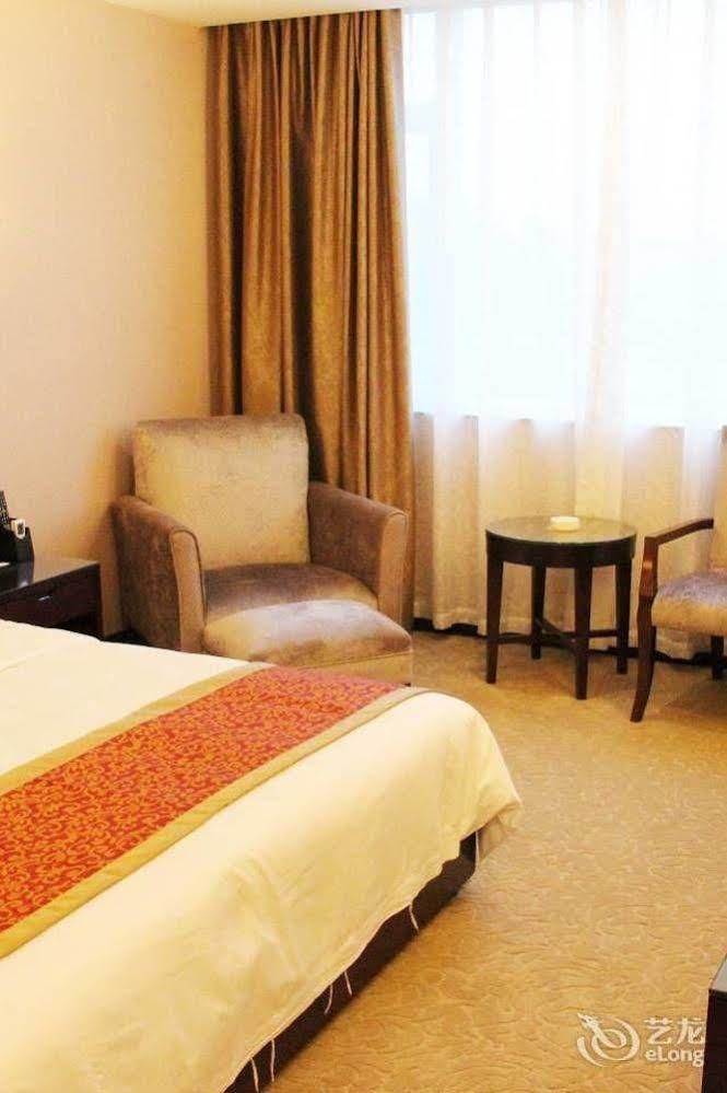 Chengdu Ronghome Hotel Kültér fotó